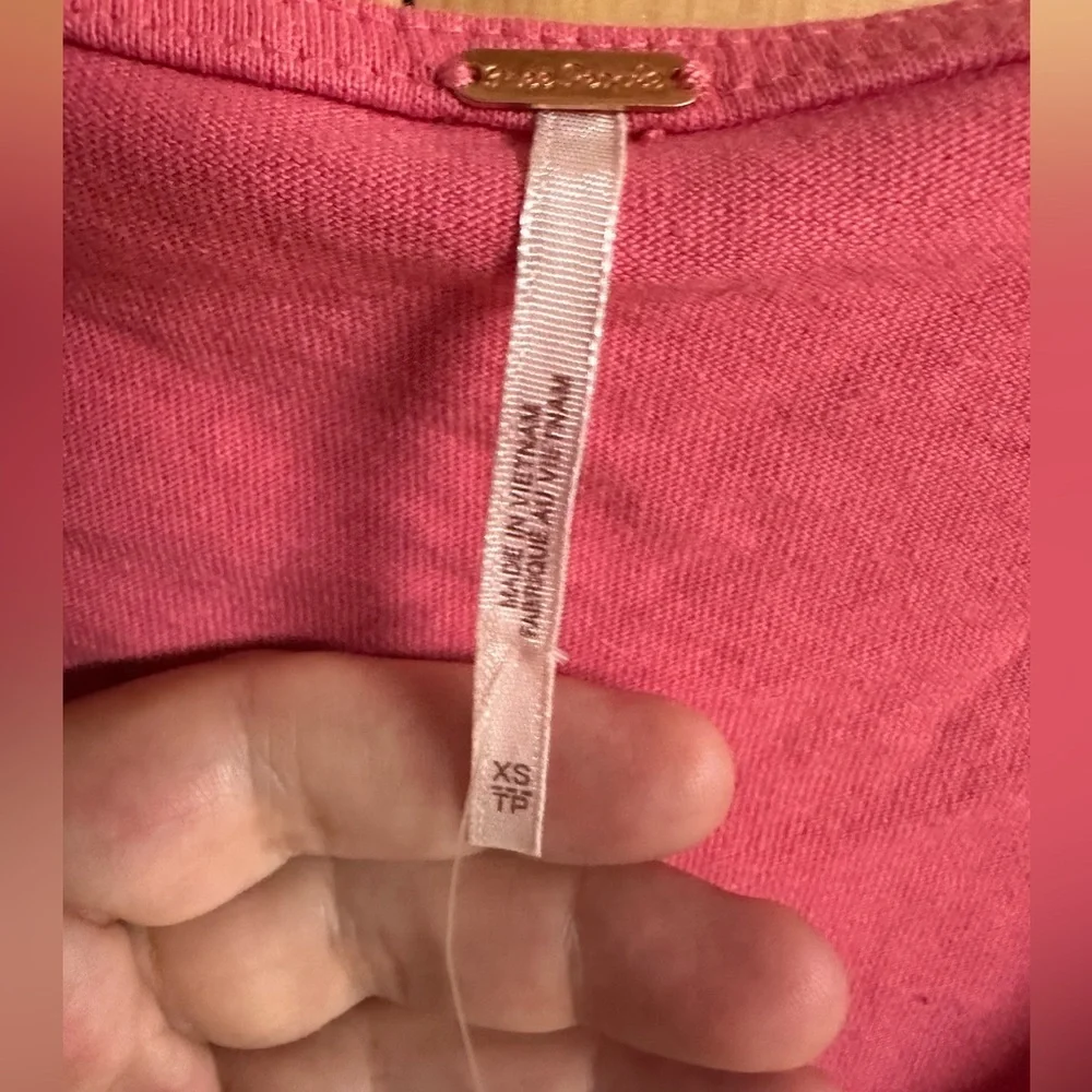 Free People Women's size XS Hot Pink Kitty Tee Puff Sleeve Cropped Tie Blouse